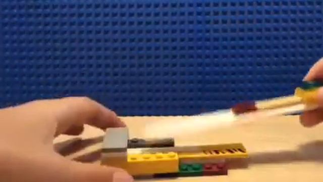 ВЫДВИЖНОЙ НОЖ ИЗ ЛЕГО смотреть онлайн