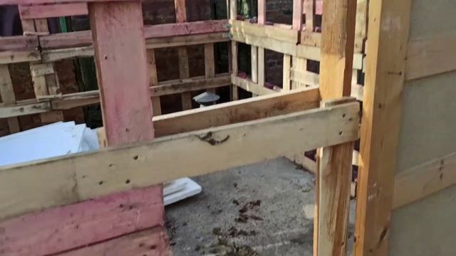 Сарай из поддонов. Продолжение, часть 3. смотреть онлайн