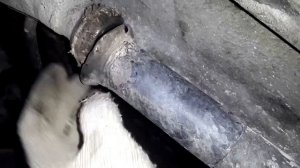 Чем уплотнить соединительное кольцо/хомут глушителя/выхлопной трубы. Асбестовая нить/ткань.