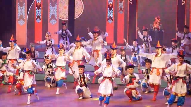 Naadam Gala Concert 2017 - Ulan Baatar - 7 смотреть онлайн