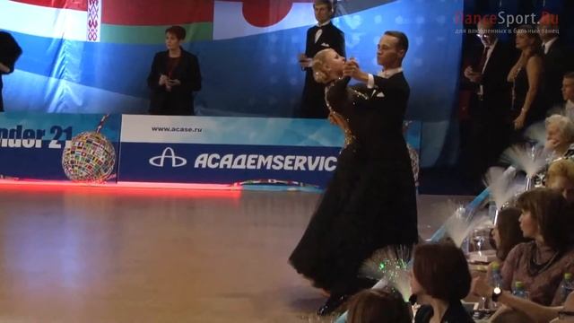 Mikhail Grebeniuk - Ekaterina Tokareva, 1/4 Tango смотреть онлайн