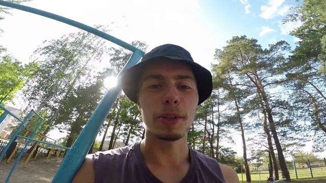 Артур Гонзалес. Как я снимаю видео. Тренировка с Mr Talamba. На скейт поставили колеса от роликов. смотреть онлайн