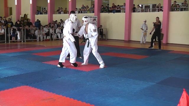 Абдулатипов vs Параскива финал ЮФО по киокусинкай каратэ смотреть онлайн