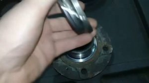 Ауди A 4 (Audi А 4) замена переднего ступичного подшипника.