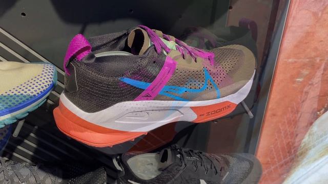 Nike ZoomX Zegama Trail (Ironstone/Laser Blue/Black/Vivid Purple) - SKU: DH0623-002 смотреть онлайн