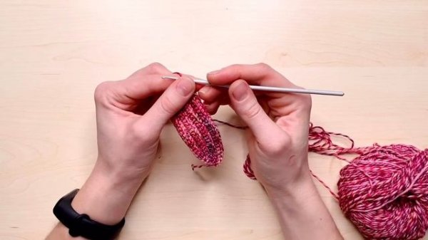 Урок по вязанию шапки для игрушки крючком / МК Мыша