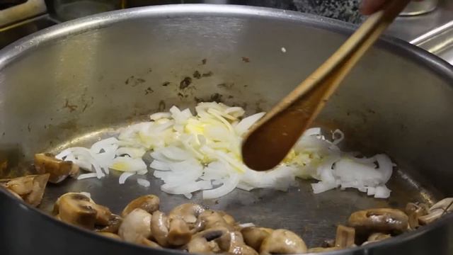 Délicieux Velouté de Champignons | Recette Facile et Gourmande смотреть онлайн