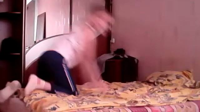 Обучение стойка на локтях:-) :-) :-) смотреть онлайн