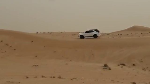 Fortuner 4.0 Dune Bashing
