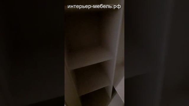 Тайная гардеробная комната с входом через шкаф купе смотреть онлайн