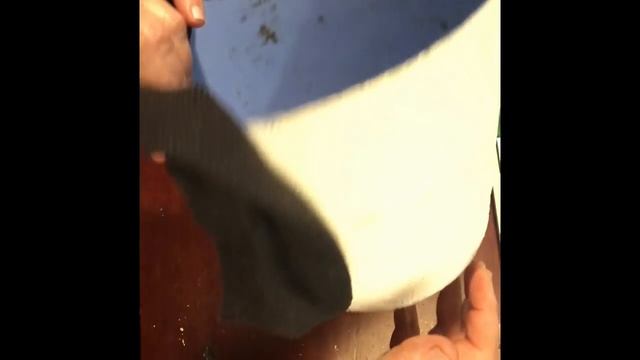 230. Горшок для цветов из старого ведра. Новогодний декор. смотреть онлайн