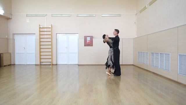 Natural Turn in Slow Fox | Правый поворот в Медленном фокстроте смотреть онлайн