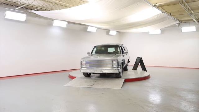 1988 GMC SUBURBAN смотреть онлайн