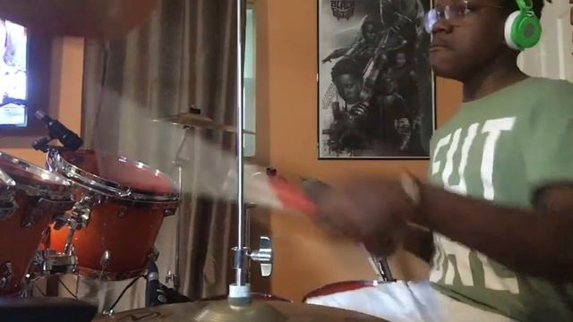 PYT by Michael Jackson- Drum Cover смотреть онлайн