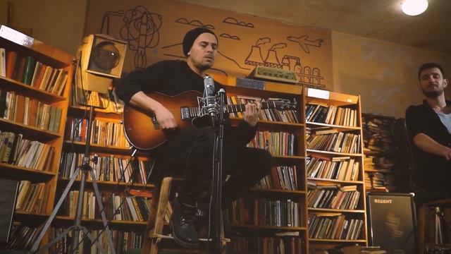 Атанас Кателиев - Вярваш ли ми | Acoustic LIVE смотреть онлайн