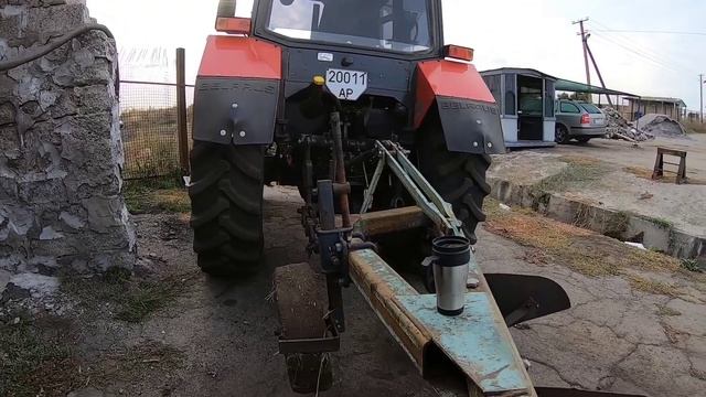 Мтз892. 2. Настройка плуга, позиционный регулятор, пашем люцерну.