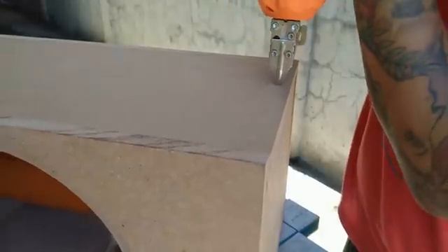 Pioneer TS-W312D4 in Basic Aero-Ported MDF Wedge Box смотреть онлайн