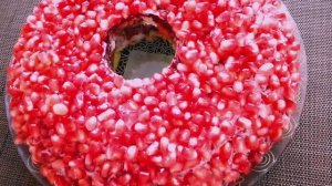 Салат гранатовый браслет с говядиной. Всегда в центре внимания!