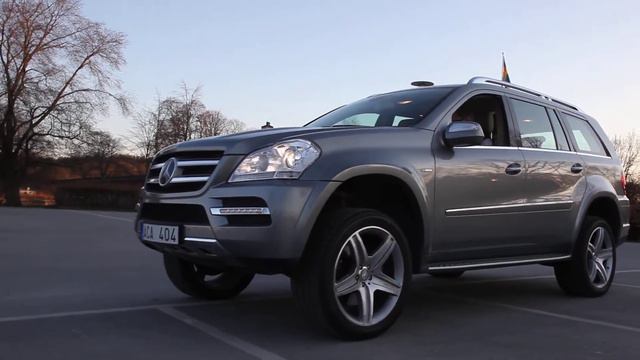 Mercedes GL with offroad package смотреть онлайн
