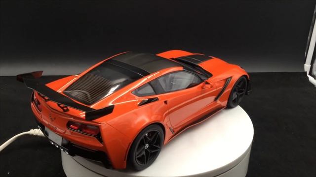 GT Spirit 1:12 CHEVROLET CORVETTE ZR1 （GT246) смотреть онлайн