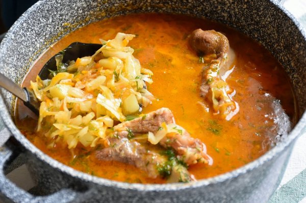 Томленые наваристые щи по старому рецепту: обхожусь без дровяной печи