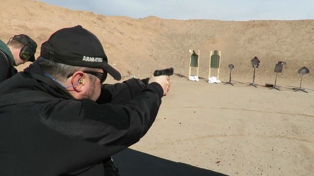 Mossberg Mc1 Sc calibro 9x19 mm смотреть онлайн