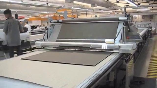 GERBERspreader XLs125 Automated Spreading System From Gerber Technology