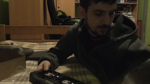 Sapphire radeon r7 370 4gb nitro unboxing(hun) смотреть онлайн