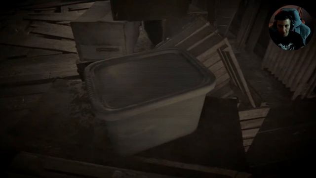 Играем в Resident Evil Biohazard , леденящий ужас, криповый дед, и лютая атмосфера смотреть онлайн