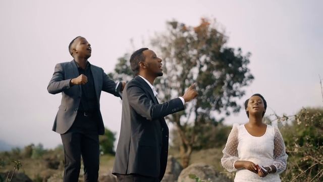 ROHO YANGU INAIMBA (SMSSKIZA 6930250)- PAPI CLEVER & DORCAS ft MERCI PIANIST :MORNING WORSHIP EP 12 смотреть онлайн