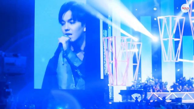 Димаш - "Там, где живет любовь" / Песня года 2020 - Live "ВТБ Арена" [FanCam] смотреть онлайн