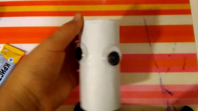 Делаем снеговика из туалетной бумаги! смотреть онлайн