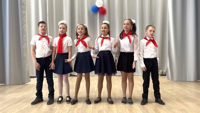 Если с другом вышел в путь…, 4Б класс, ОУ №17, рук.Анна Соколовская смотреть онлайн