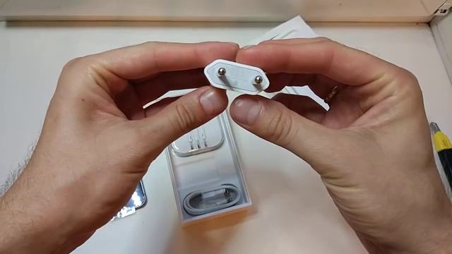 Iphone SE 32GB 2017 года Распаковка смотреть онлайн