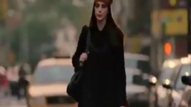 Suddenly I see - OST The devil wears Prada смотреть онлайн