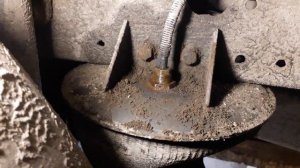 Замена пневмо баллонов. атего мерседес.