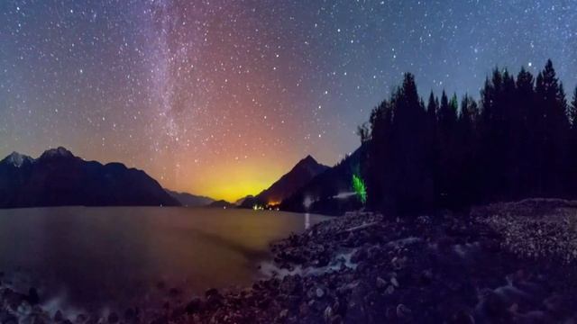 Панорамное звездное небо фотографа Винсента Бреди смотреть онлайн