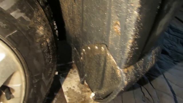 как заменить насос стеклоомывателя/ How To Replace The Windscreen Washer Pump