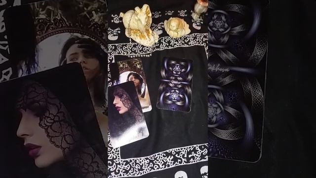 Что вас просят высшие силы не делать? 👁️🌪️#tarot #гадание #magic #оракул смотреть онлайн