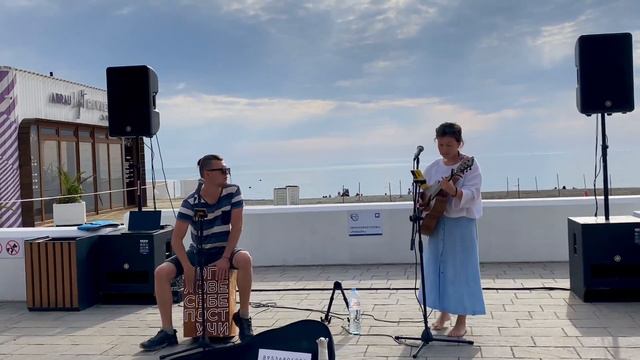 Как люди вокруг создают свой дом 🌊💙 смотреть онлайн