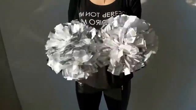 ПРМЛ108 мини. Помпон для черлидинга одинарный на ручке. ЛЮКС (премиальный). смотреть онлайн