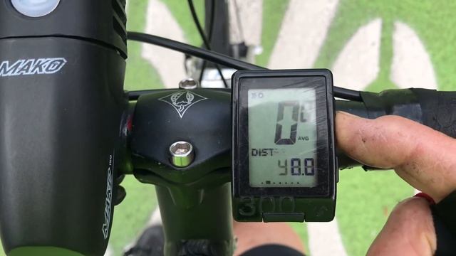 Bontrager Trip 300 Bike Computer Reset the Trip Time and Distance смотреть онлайн