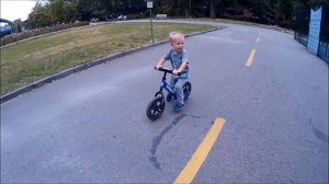 Беговел STRIDER Макс покажет как быстро научиться кататься на беговеле