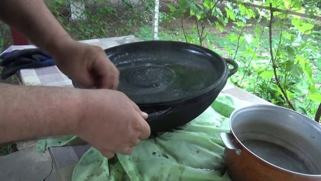 Андрей Ветер Обжигаю новый казан Говядина овощи//I'm burning a new cauldron. Beef with vegetables смотреть онлайн