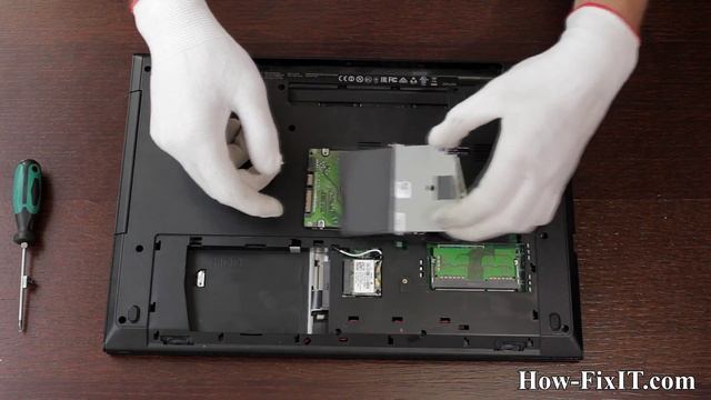 How to upgrade RAM and SSD / Hard Drive in Dell Inspiron 15 - 3541, 3542, 3543 смотреть онлайн
