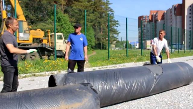 Футбольное поле с искусственным покрытием будет. Но не для всех смотреть онлайн