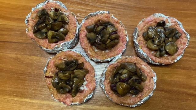 Праздничный стол на Пасху ? Крашу яйца смотреть онлайн