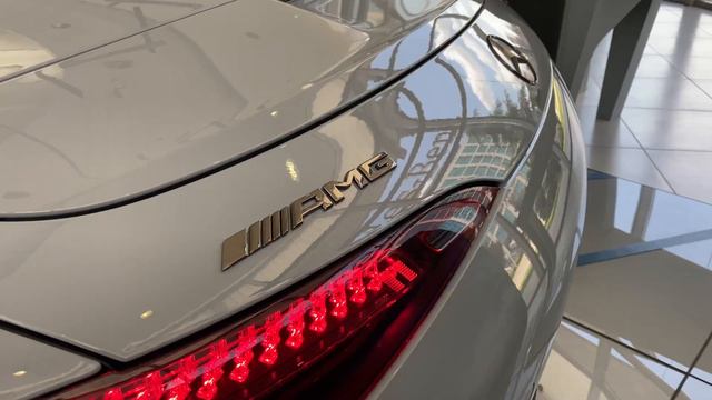 Mercedes-AMG SL 63 4.0 V8 585hp (Alpine Grey) - Sound, Exterior & Interior Look | Cars by Vik смотреть онлайн
