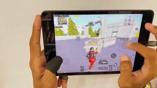 Full handcam Gameplay iPad Mini 5➕ 6 Fingers➕ 60Fps➕ 4K Vedio Livik Mode ?? | ipad Mini 5 Pubg test смотреть онлайн