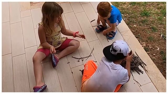 Child Development, What is it? The 5 stages of a child development explained in this video. смотреть онлайн